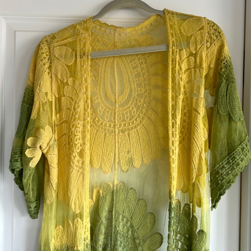 Gorgeous green and yellow lace duster! One size